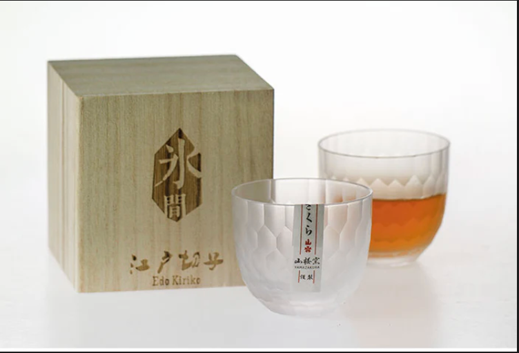Yuki Glass – Limited Edition Japanese Crystal Whiskey Cup with Hexagonal Ice-Inspired Texture (Gift Box)