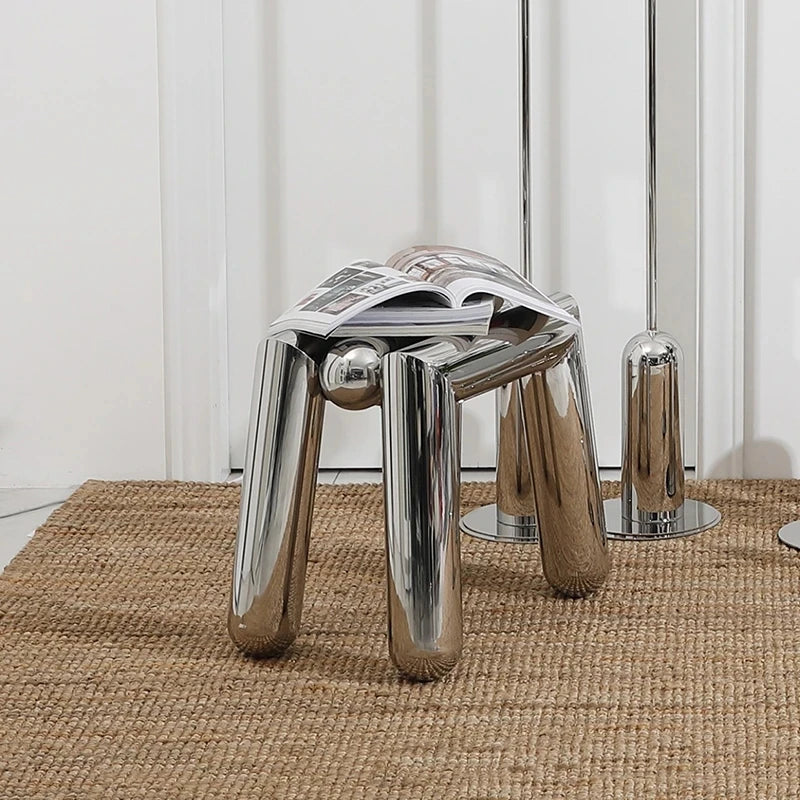 Luno Seat No.1 - Sculptural Stainless Steel Stool – Modern Chrome Accent Seating for Living Space