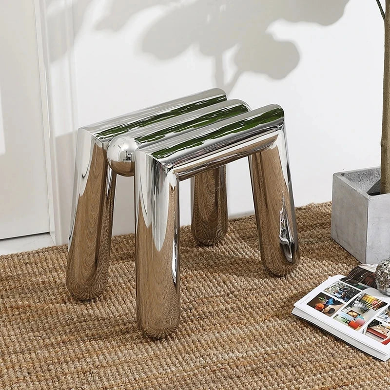 Luno Seat No.1 - Sculptural Stainless Steel Stool – Modern Chrome Accent Seating for Living Space