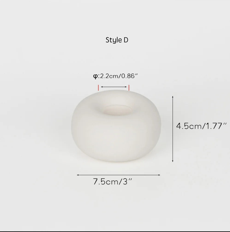Metallic Minimalist Candlestick Holders – Luxury Sculptural Silver & White Ceramic Candle Stands