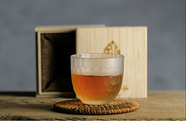 Yuki Glass – Limited Edition Japanese Crystal Whiskey Cup with Hexagonal Ice-Inspired Texture (Gift Box)