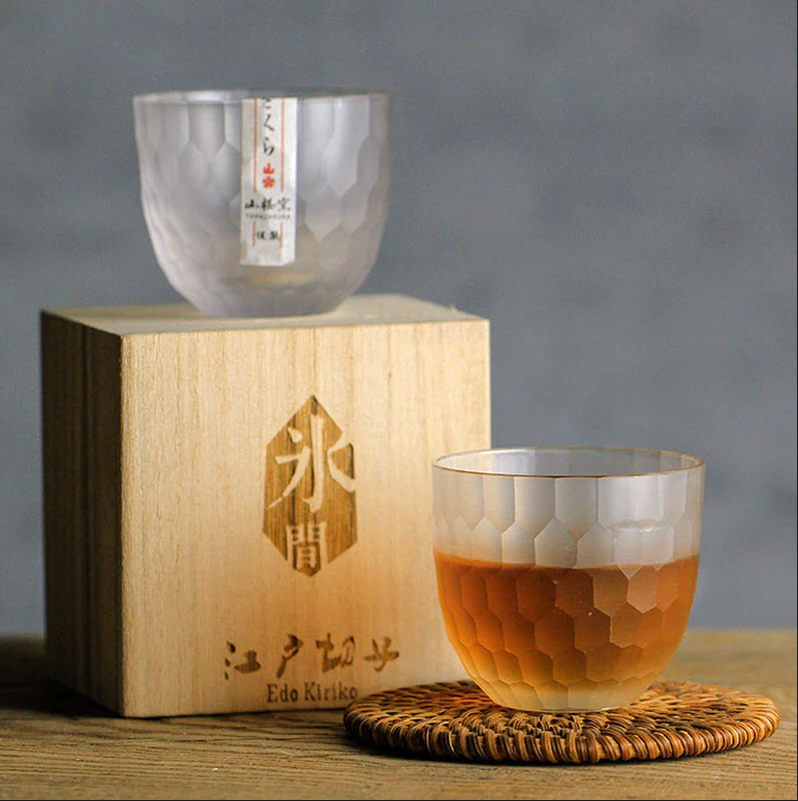 Yuki Glass – Limited Edition Japanese Crystal Whiskey Cup with Hexagonal Ice-Inspired Texture (Gift Box)